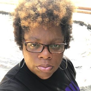 Meet your Posher, Marcia